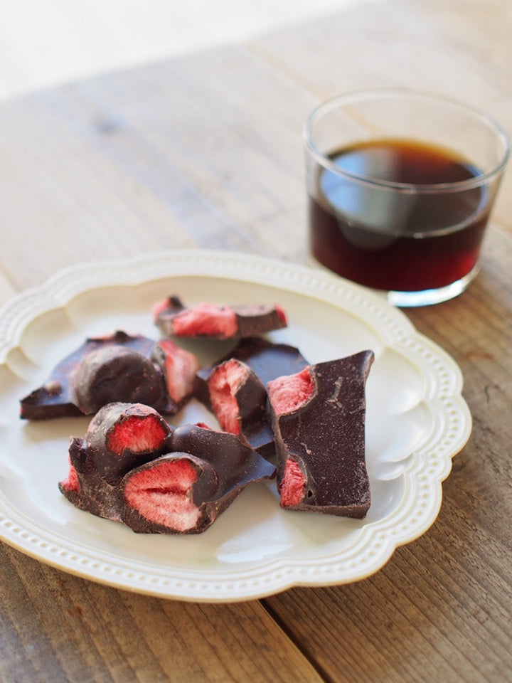 CHOCOLATE SHARDS